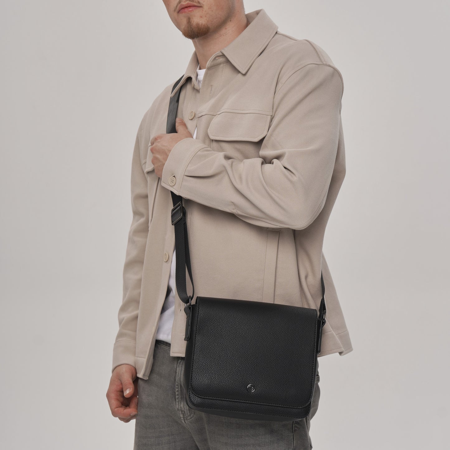 Mike Crossbody